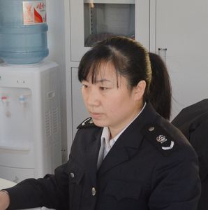 李明艳 安全专家 
多年从事安全生产一线工作
经验丰富。注册安全工程师，
评价师。